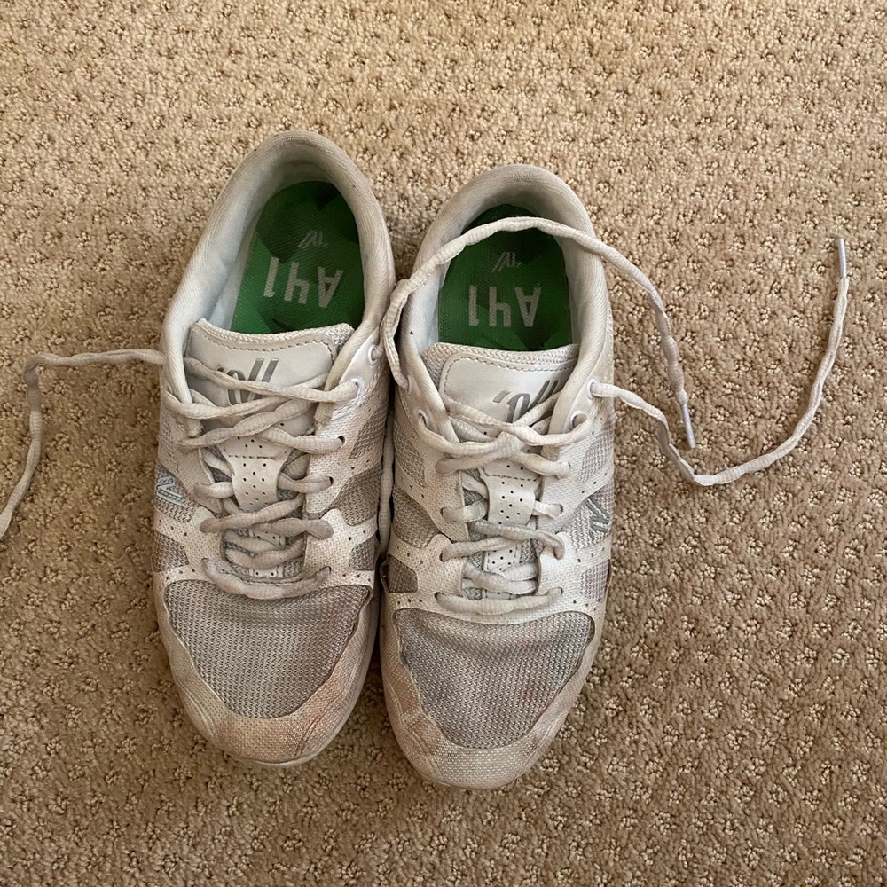 varsity spirit cheer shoes